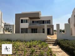 Modern Standalone villa 250m with a land area of 380m for sale at the lowest price View Pocket 141 acres Landscape in Hyde Park Fifth Settlement 0