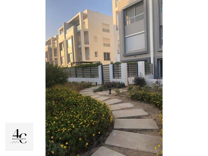 Duplex177m with Garden 47m For sale with installments prime location in hyde park residental compound in fifth settlments 1