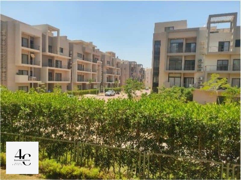 Apartment 185m with garden 120m for sale, Delivery soon, fully finished with air conditioners 3 bedrooms in Al Marasem Fifth Square Fifth Settlement 7