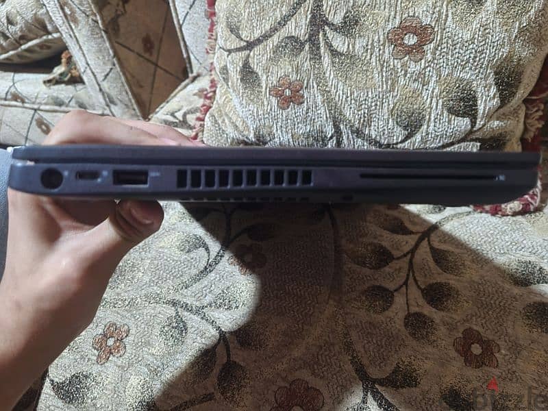 dell latitude 5400كسر الزيرو استعمال شهر ونص 8