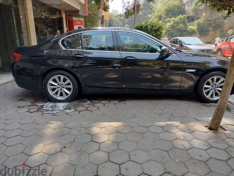 BMW 523 2011 8