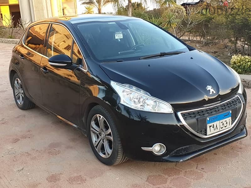 Peugeot 208 2012 3