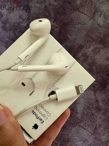 سماعات ايفون - iphone lightening earpods 2