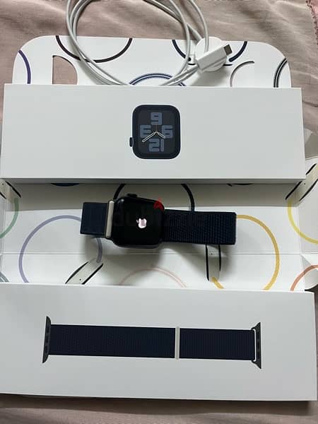 apple watch se2 44m 3