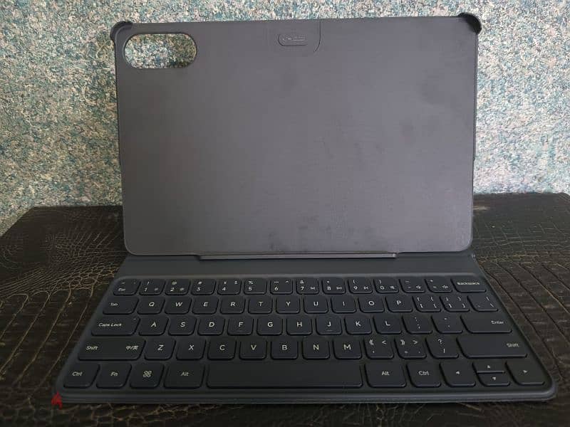 Redmi pad pro with keyboard 4