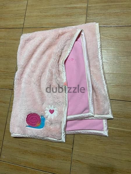 two blankets for baby girl 4