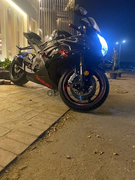 SUZUKI GSX-R 750 4