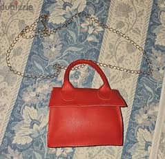 small red bag 0