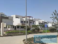 twin house 280m view landscape delivered prime location , hyde park new cairo