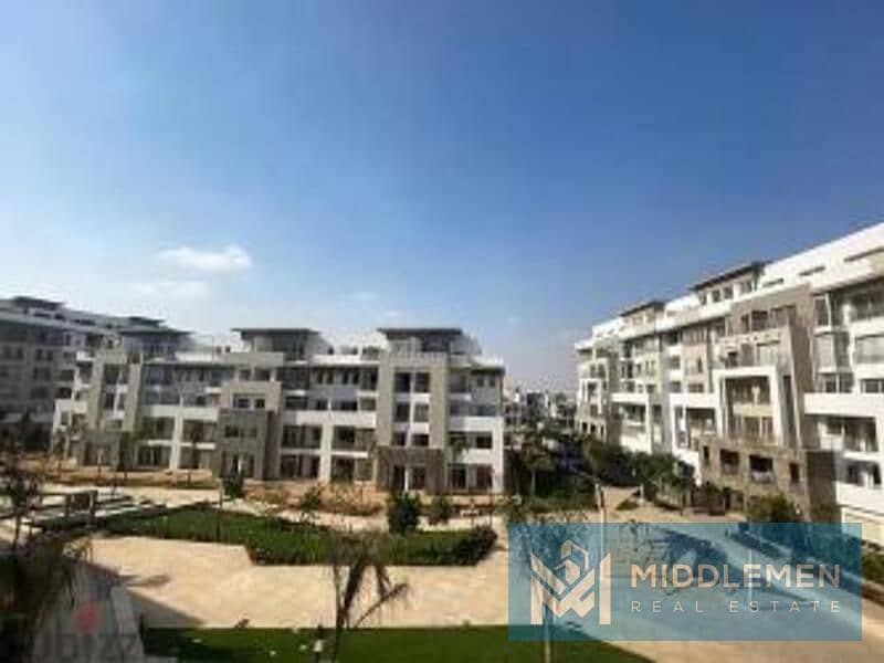 apartment 233m  prime location ready to move , hyde park new cairo 4