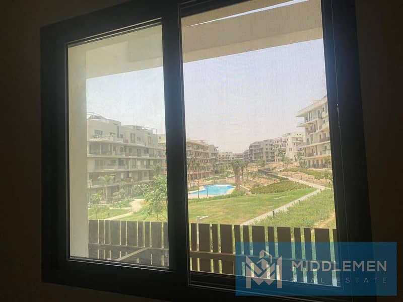 apartment for rent  160m fully finished with acs overlooking at main landscape , villette sodic new cairo 5