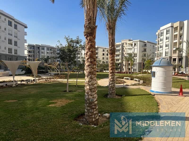 apartment 191m under market price open view , hyde park new cairo 3