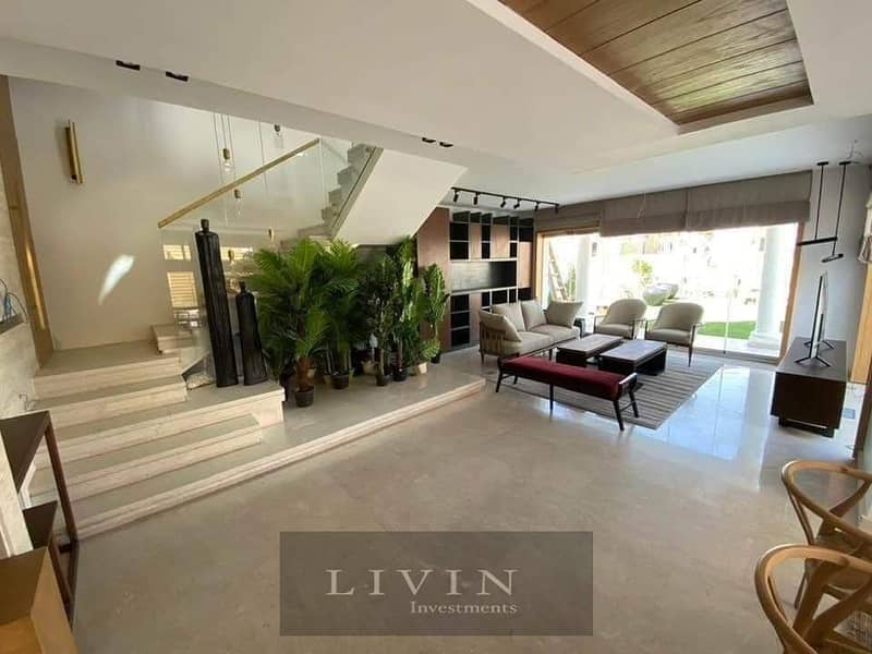 separate villa G+2, full price 8 million and 800 thousand in installments, open view of the landscape, for sale,  location in villas phase 2