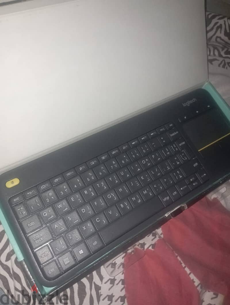 كيبورد + ماوس باد wireless logitech k400 plus 1