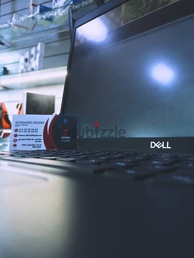 Model Dell 5400  Core I5 جيل ثامن  Ram 8G DDR4  Hard 256 SSD  VGA Inte