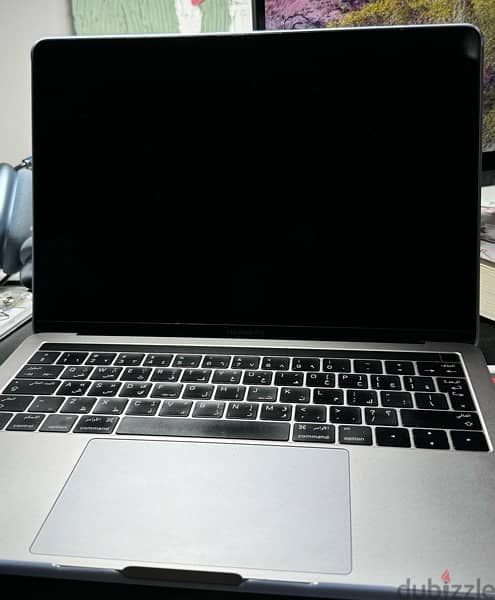 MacBook Pro 2016 - 13in i5, 500GB, 8GB RAM with touch bar 1