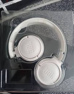 JBL Tune 500 Wired On-Ear Headphones - White (German Model) 0