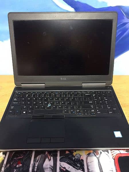 Dell precision 7520 1