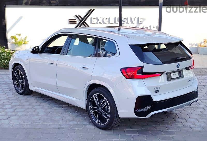 BMW iX1 2024 استلام فوري 4