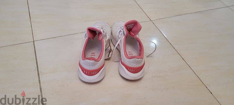 Shoes Adidas Women 3