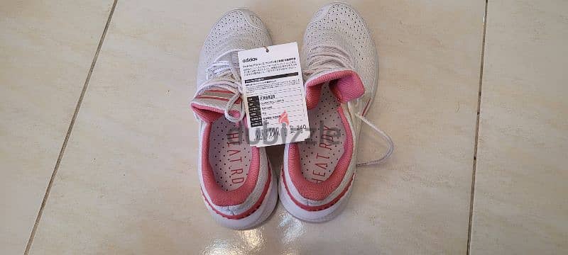 Shoes Adidas Women 4