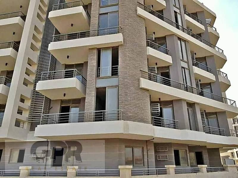 Apartment for Sale at Taj City First Settlement IN front of Cairo Airport - شقه للبيع في تاج سيتي التجمع الاول  بالقرب من مصر الجديده و مدينه نصر 5