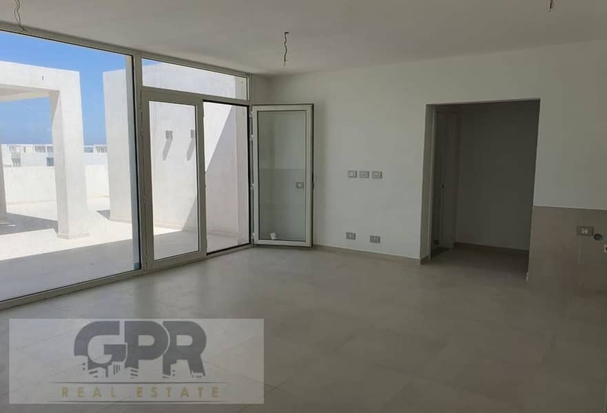 فيلا على البحر استلام فورى للبيع في كمبوند زاهية المنصورة الجديدة Villa ready for living in Zahya compound New Mansoura 3