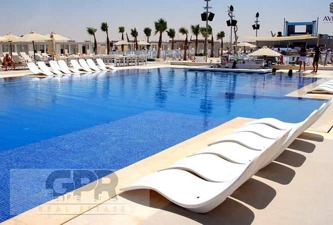 Villa with private pool + big garden on sea very prime location for sale in Sahl Hasheesh Red Sea 4