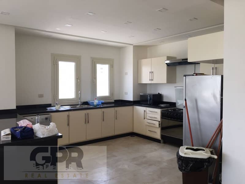 شقه للبيع استلام فورى جاهزه للسكن بالتشطيب تطلع على ابراج العالمين دايركت | Fully Finished Apartment Ready to move >Alamein City , North coast 2