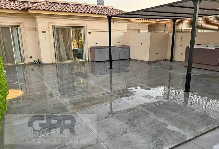 Roof Duplex for sale next to mountain view icity and palm hills / دوبلكس بحري لقطة للبيع في كمبوند فلل بسور ماونتن التجمع الخامس 5