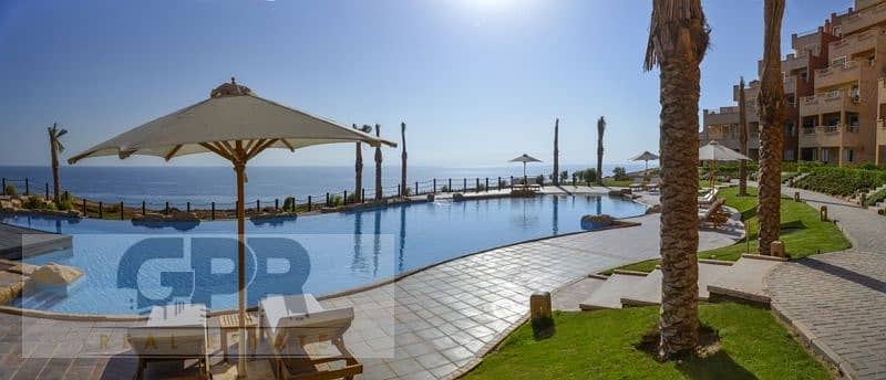 فيلا لقطه للبيع على البحر مباشرا في تلال السخنه | Villa for sale directly on the sea in Telal El Sokhna 2