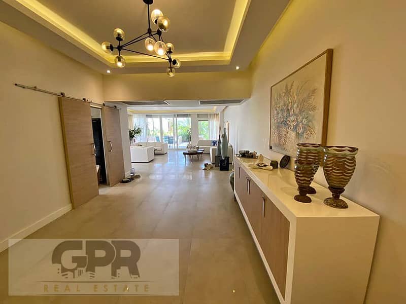 Corner villa 239sqm garden+roof next to madinaty new cairo / بسعر مميز فيلا للبيع 239م في قلب كمبوند فلل فقط امام بوابة مدينتي 5 1