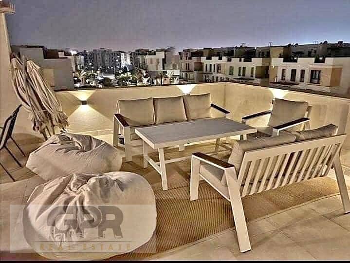 Corner villa 239sqm garden+roof next to madinaty new cairo / بسعر مميز فيلا للبيع 239م في قلب كمبوند فلل فقط امام بوابة مدينتي 5 7