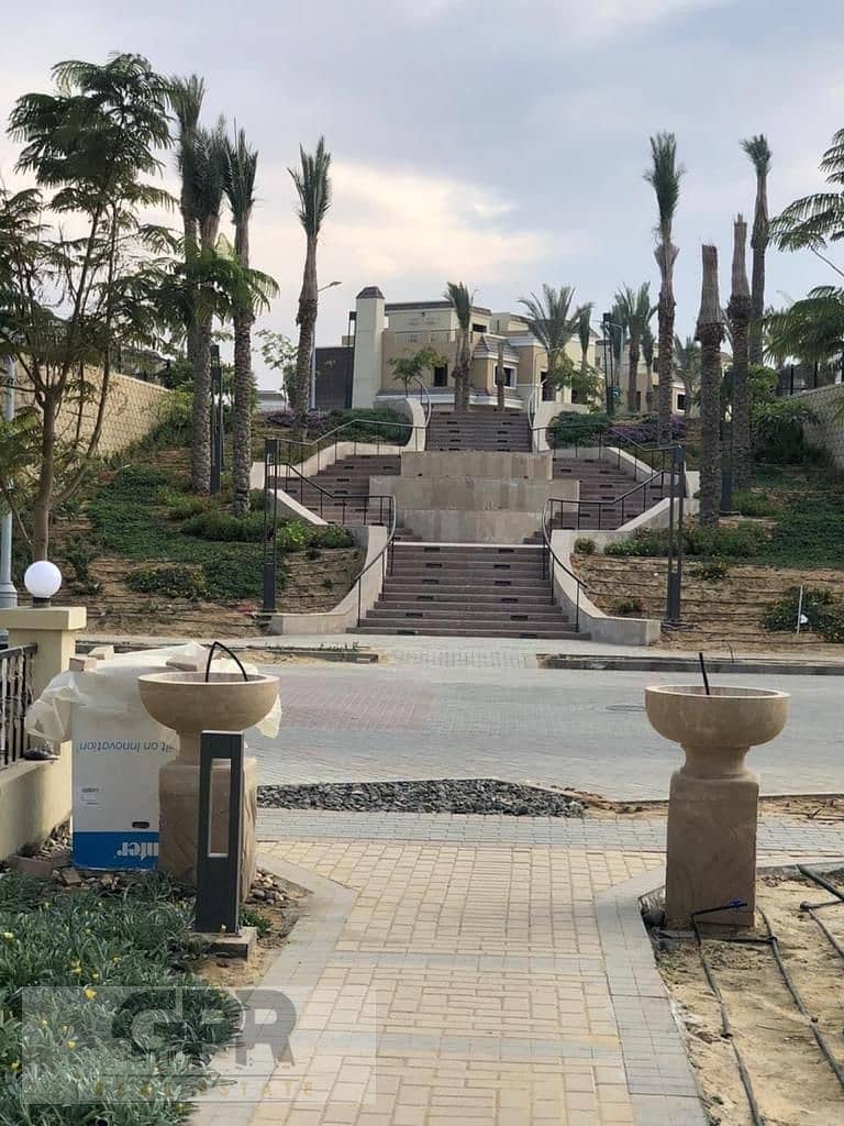 فيلا مميزه للبيع في سراى القاهرة الجديدة بسعر لقطه | Distinctive villa for sale in Sarai, New Cairo, at a snapshot price 3