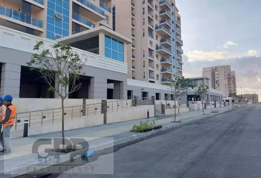 Apartment for sale in a prime location In front of El Alamein Towers/ شقه للبيع فى موقع مميز قدام ابراج العالمين 5