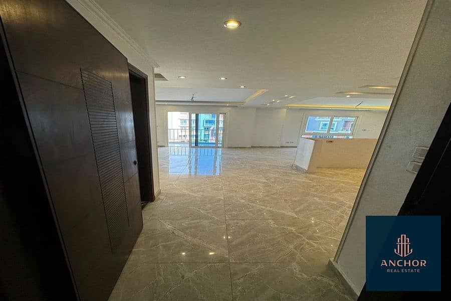 شقة استلام فوري كاملة التشطيب باطلاله علي النافوره في كومباوند امورادا التجمع | Fully Finished Apartment Ready To Move with A View of The Fountain 2