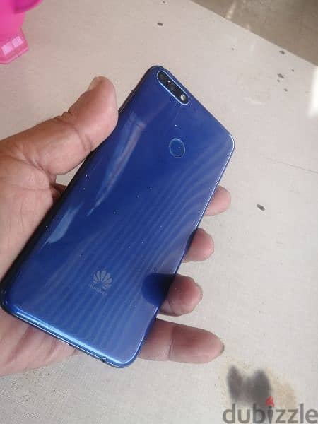 HUAWEI Y 7 PRIME 4