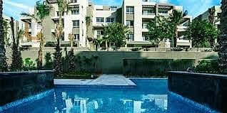 Apartment for Sale Ready to Move Very Prime location View overlooking Garden Park View Hassan Allam New Cairo Fifth settlement 7