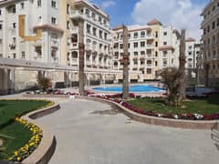 Apartment for Sale Ready to Move Beside Waterway New Cairo  Laila Compound Double View North 90th Compound overlooking Al Hayat Compound 0