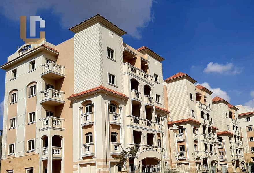 Apartment for Sale Ready to Move Beside Waterway New Cairo  Laila Compound Double View North 90th Compound overlooking Al Hayat Compound 6