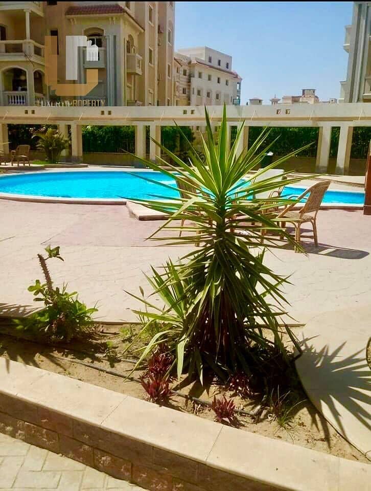 Apartment for Sale Ready to Move Beside Waterway New Cairo  Laila Compound Double View North 90th Compound overlooking Al Hayat Compound 8