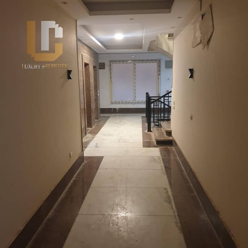 Hot Unit Apartment for Sale Ready to Move 4 bedrooms Al Narges Villas New Cairo 5th Settlement 4