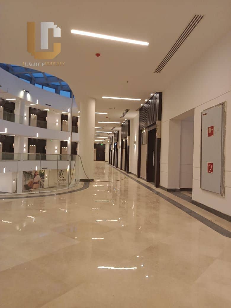 An administrative unit with an area of ​​148 square meters in Centro Mall in front of the American University, Southern Lotus, second floor, next to W 13