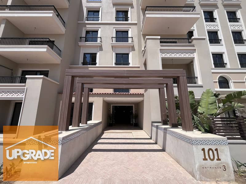 A fully finished apartment for sale with a total area of 159 sqm, ready to move in Village West compound, heart of Sheikh Zayed. With a 30% discount. 4