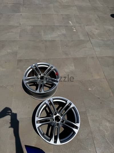 2 bmw 520 i ORIGINAL rims 2017 جنوت بم ٥٢٠ ملحومين