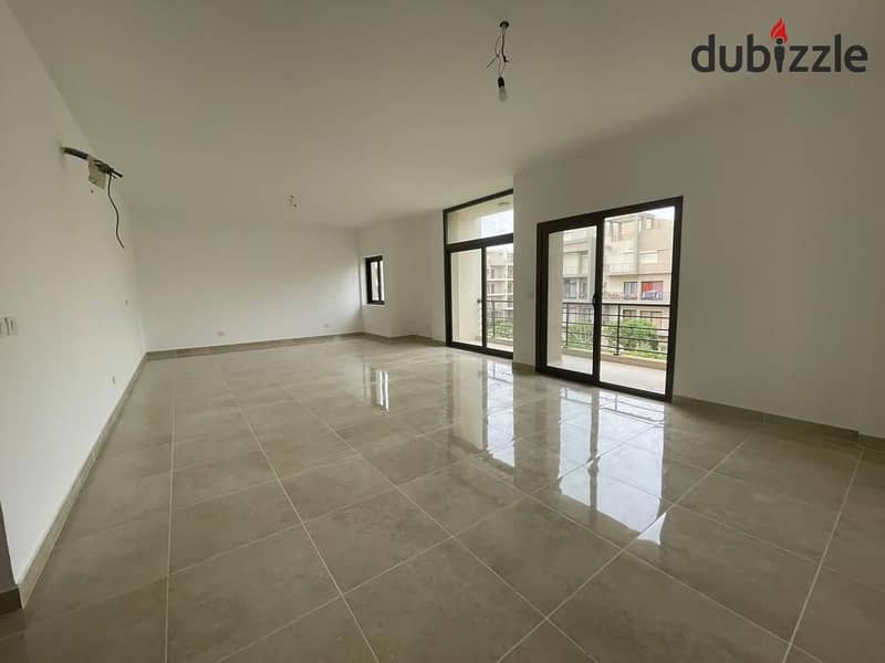 Apartment for sale in View Landscape, finished, with air conditioners, in the settlement 7