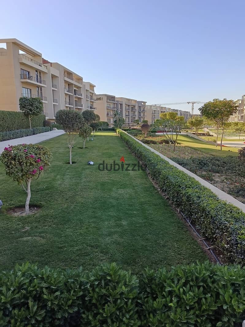 Apartment Corner finished with Ac with installments for sale in Fifth Square 1