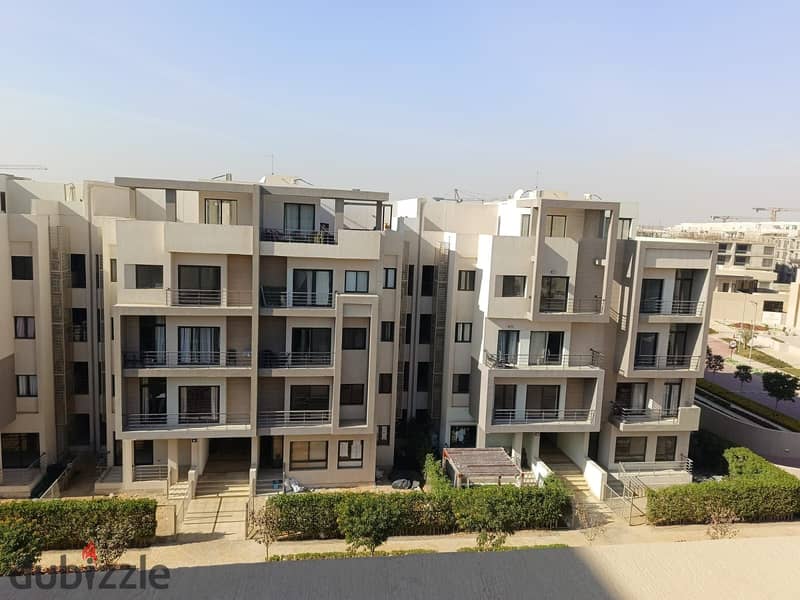 Apartment Corner finished with Ac with installments for sale in Fifth Square 4