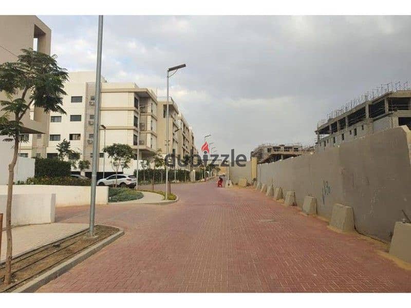 For sale Apartment182m prime location view landscape with down payment and installments in Al Marasem 7