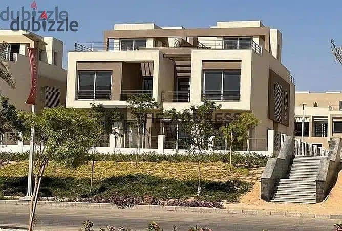 for sale town house classic on landscape bahry 215m with installment in hyde park 6